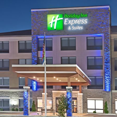 Holiday Inn Express & Suites Uniontown By Ihg מראה חיצוני תמונה