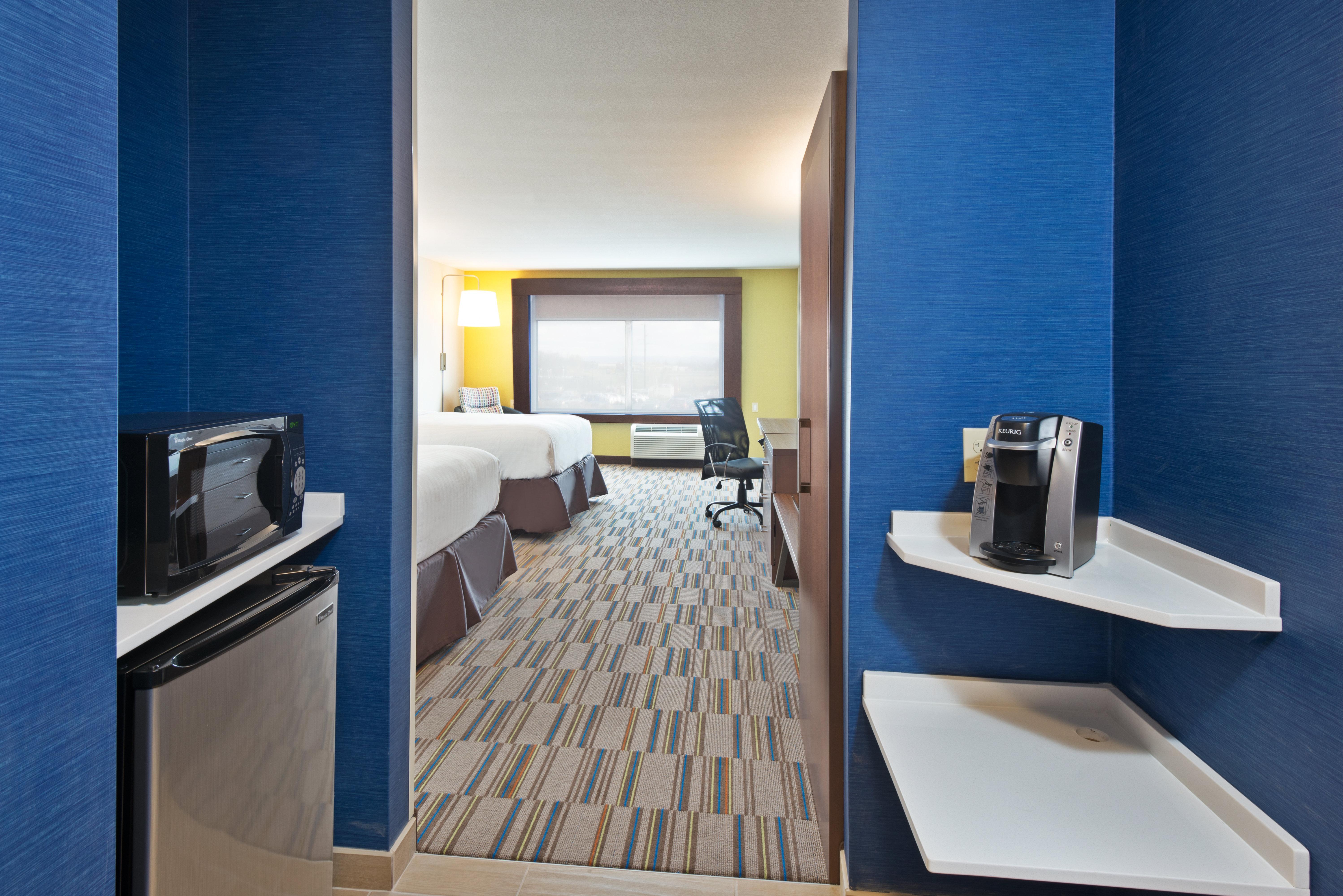 Holiday Inn Express & Suites Uniontown By Ihg מראה חיצוני תמונה