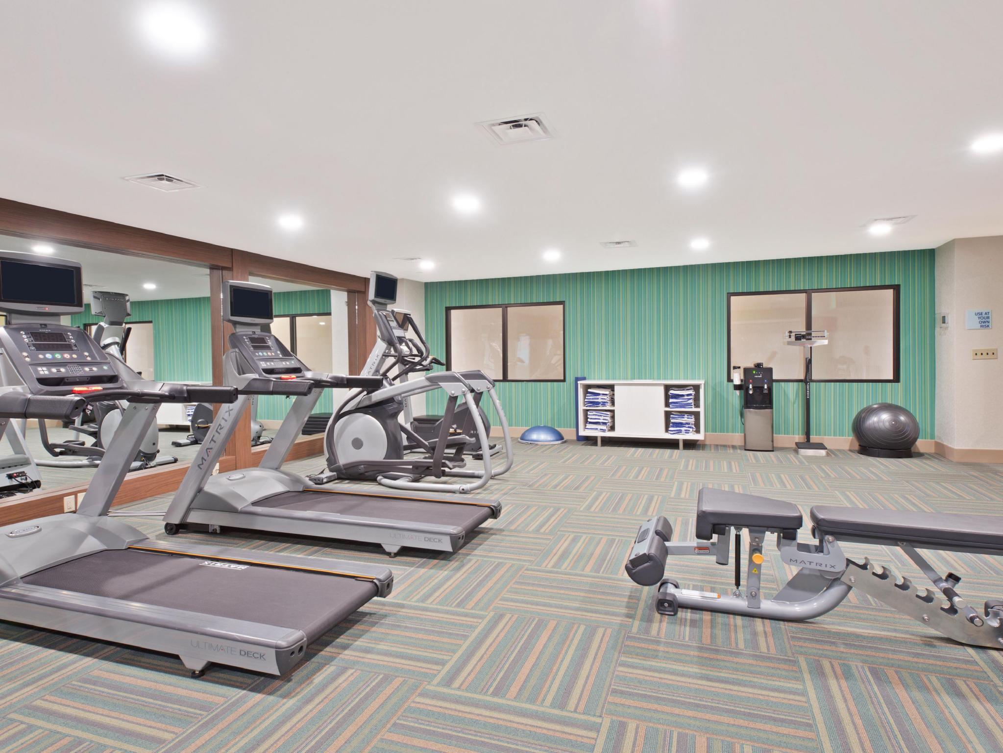 Holiday Inn Express & Suites Uniontown By Ihg מראה חיצוני תמונה